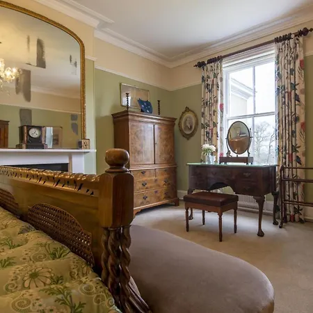 Upper Helmsley Hall *