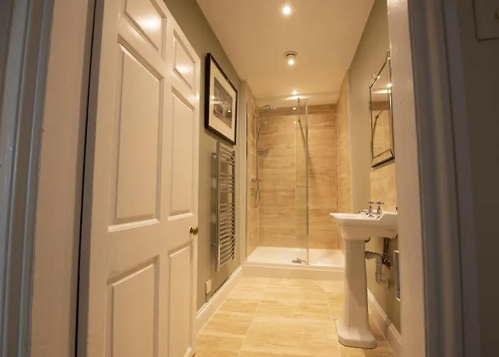 Upper Helmsley Hall Holiday home *