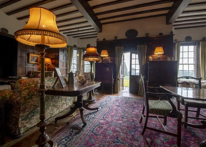 Upper Helmsley Hall Holiday home *