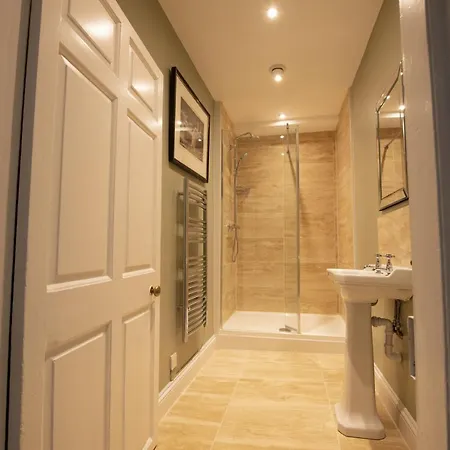 Upper Helmsley Hall 別荘 *