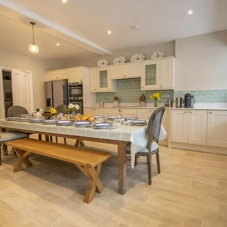 Upper Helmsley Hall * ヨーク